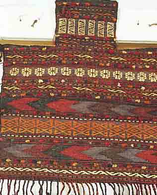 SALZTASCHE,AFGAHNISTAN CA. 40 X 46 CM. EHZ.2 WOLLE-WOLLE CA. 60 JAHRE.