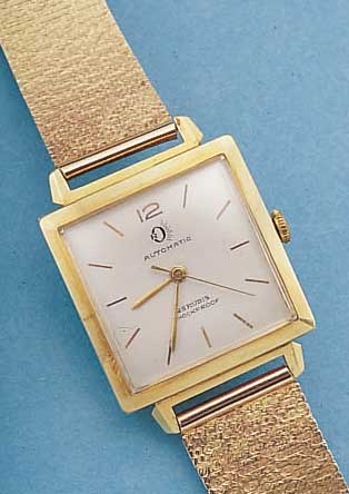FÖRSTER HERRENARMBANDUHR AUTOMATIK, DEUTSCH-LAND UM 1968, GG 585/000 CARREE-GEH., INCL. NEUTR. GG 585/000-BAND, BODEN GEDR., BLATT VERS. ...