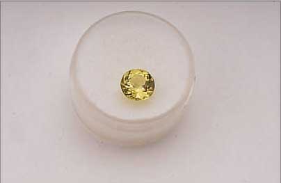 RUNDFACETT. CHRYSOBERYLL, GELB-GRüN, 2.37 CT