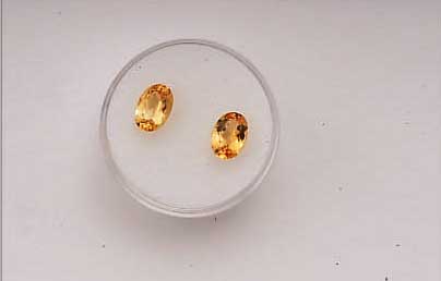 2 OVALFACETT. IMPERIAL-TOPASE ZUS. CA. 2.34 CT