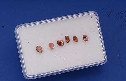 6 OVALFACETT. ALEXANDRITE ZUS. CA. 2.09 CT