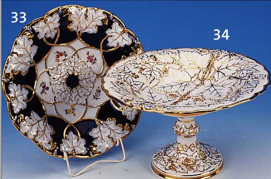 FUßSCHALE, MEISSEN, UM 1870/80, PORZELLAN, BLäTTERDEKOR, H. 18 CM, D. 29 CM