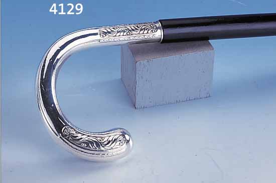 SPAZIERSTOCK, DEUTSCH UM 1910, FORSTER UND GRAF SCHWäBISCH-GMüND, 800ER SILBER, SCHUß HOLZ SCHWARZ GELACKT, L. CA. 89 CM