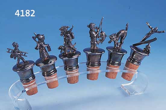 6ER REIHE ZIERKORKEN/AUSGIEßER, METALL VER-SILBERT, VERSCH. MOTIVE: ANGLER, SCHORNSTEIN- FEGER, SKISPRINGER, KATZE, BERGMANN ETC.