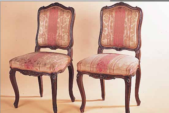 PAAR STüHLE, DEUTSCH, UM 1900, BUCHE MASSIV, MIT FLORALEN FLACHSCHNITZEREIEN,H: 97, SH: 50 CM