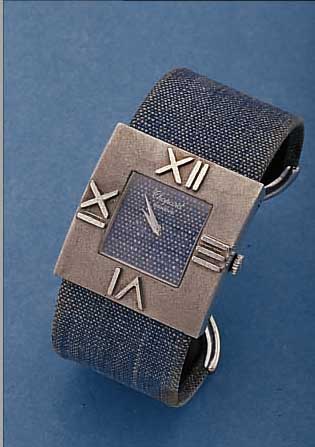 CHOPARD DAMENARMBANDUHR, REF.-NR. 101255, UM 1972, DESIGNMODELL IN STERLING SILBER, BODEN AUFGEDR., SPANGENARMBAND WIE ZIFFERBL. M. ...