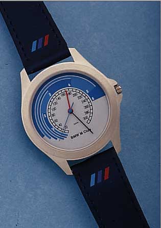 BMW ARMBANDUHR CLUBUHR, IN LIMITIERTER AUF-LAGE, ORIG. LEDERBAND, NEUTRALE SCHUTZHüLLE, MATT. ALUMINIUMGEH., CLUBHINWEISKARTE ANBEI, ...