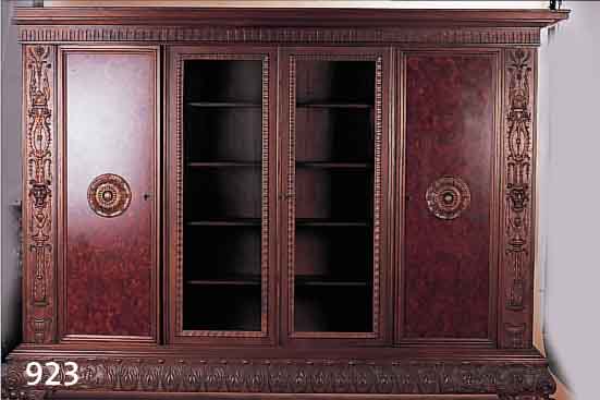 BüCHERSCHRANK, DEUTSCH, UM 1910-20, EICHE MASSIV UND FURNIERT, ZWEI TüREN MIT WURZELNUßFURNIER, ZWEI TüREN VERGLAST, REICH ...