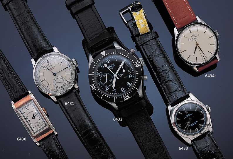 HEUER ARMBANDCHRONOGRAPH BUNDESWEHR, SCHWEIZ/DEUTSCHL. UM 1972, EDELSTAHLSTüLPGEH.,EINLEGEGL., KONTRASTZIFFERBL., 30 MIN. STOP- ZäHLER, ...