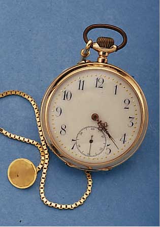 HERRENTASCHENUHR, SCHWEIZ/DEUTSCHL. UM 1900,585/000 RG, BOD. BERIEBEN/DELLIG, MONOGRAMM: WG, CRéMFARB. EMAILBL. L. BESCH., GOLDGE- PUNKTETE ...