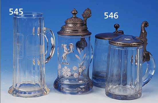 DREI BIERKRüGE, DEUTSCH, 19. JAHRHUNDERT, GLAS, 1 X MIT EMAILMALEREI, H. 15-20 CM