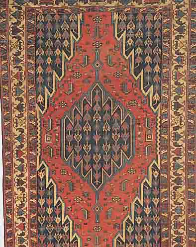 MAZLAGHAN,PERSIEN CA.197 X 128 CM. EHZ.3 FLOR WOLLE UM 1920.
