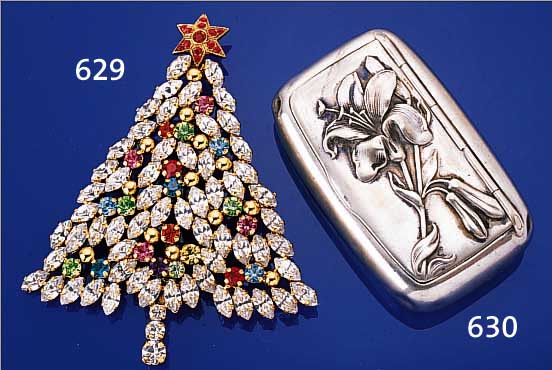 MODESCHMUCKBROSCHE TANNENBAUM, SIGN. WEISS, AMERIKA 60/70ER JAHRE, METALL VERG., FARB- LOSER UND BUNTER STRAßBESATZ IN VERSCH. SCHLIFFORMEN, ...