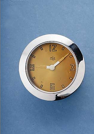 KIROWA BORDUHR, REF. NR. 1164, SOWJETUNION UM 1956, METALL TEILWEIE VERCHR., FüR DEN ZIVILEN BEREICH, AUFZUG UND ZEIGERSTELLUNG DURCH ...