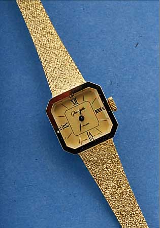 KONVOLUT: 3 GLASHÜTTE DAMENARMBANDUHREN, EHEM. DDR-PRODUKTION, UM 1985, DOUBLE-GEH. U. BAND, VERSCH. DESIGN, UNGETR. LAGERW., ANKER- FORMWERKE, ...