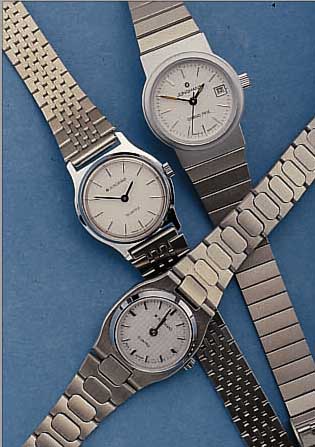 KONVOLUT: 4 JUNGHANS DAMENARMBANDUHREN, UNGETR. LAGERW., DEUTSCHL. UM 1992, ORIG.- ETUI, GARANTIEKARTE UNAUSGEF., 2X EDELST. M. ...