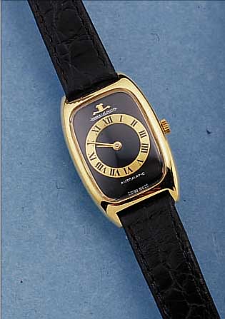JAEGER LE COULTRE DAMENARMBANDUHR AUTOMATIK, REF.-NR. 22010, SCHWEIZ UM 1970, GG 750/000, TONNENFORM, BODEN GEDR., AUFWEND. BLATT, IN ...