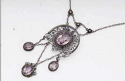 COLLIER, DEUTSCH FüR DEN RUSS. MARKT, WOHL PFORZHEIM UM 1900, FILIGRANARBEIT VON BESTER QUALITäT, 900ER SILBER, GRANULATE, AME-THYSTE VON ...