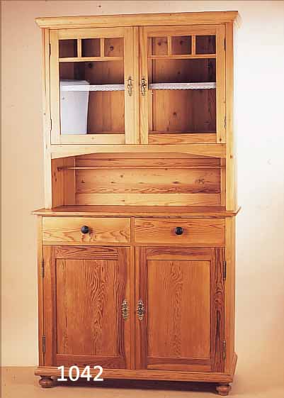 AUFSATZBUFFET, DEUTSCH, UM 1900-1910, WEICHHOLZ GEWACHST, BESCHLäGE SEK., UNTEN/ OBEN JE EIN FACHBODEN, AUFSATZ URSPRüNGLICH NICHT ...