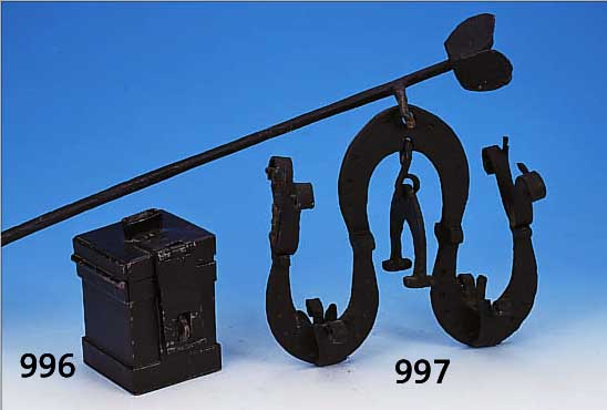 OPFERSTOCK, DEUTSCH, UM 1850, EISEN HAND- GESCHMIEDET, SCHWARZ GEFAßT, H. CA. 16 CM