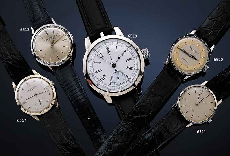 IWC HERRENARMBANDUHR AUTOMATIK, SCHWEIZ UM 1954, EDELST., BODEN U. GLASR. GEDR., BLATT REST., ZENTRALROTOR M. EXCENTERMECHANIK, KAL. 852, ...