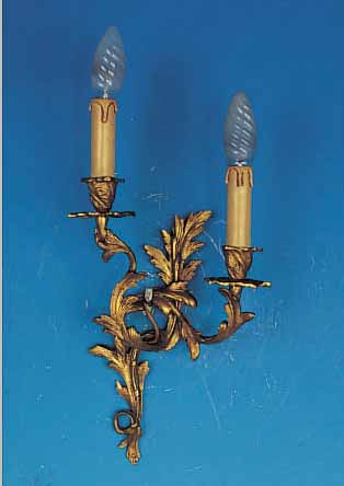 PAAR WANDLAMPEN, FRANKREICH, UM 1900, MESSINGGUß, REICH VERZIERT, H. 40 CM, ELEKTRIFIZIERUNG NICHT GEPRüFT