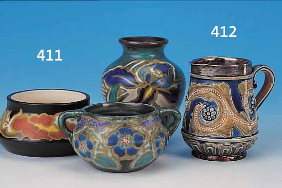 KONVOLUT AUS SECHS KL. SCHALEN U. VASEN, GOUDA, HOLLAND, 30ER J., KERAMIK, BUNT BEMALT, IN STIL. FLORALEN DEKOREN, H. CA. 5-10 CM