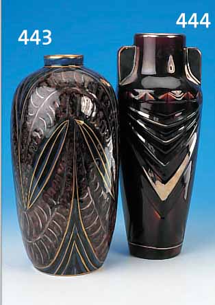 VASE, FRANKREICH, SIGN. ELGE, UM 1930, STEINGUT, BRAUNE LAUFGLASUR MIT SILBERDEKOR, DIESER LEICHT BERIEBEN, H. CA. 33 CM