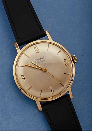 GLASHÜTTE HERRENARMBANDUHR, DEUTSCHLAND UM 1965, METALL ROTVERG., EDELST.-BODEN GEDR., 17 ST., HANDAUFZUGKAL. 70,1, RINGUNR., FLACH- SPIR., ...