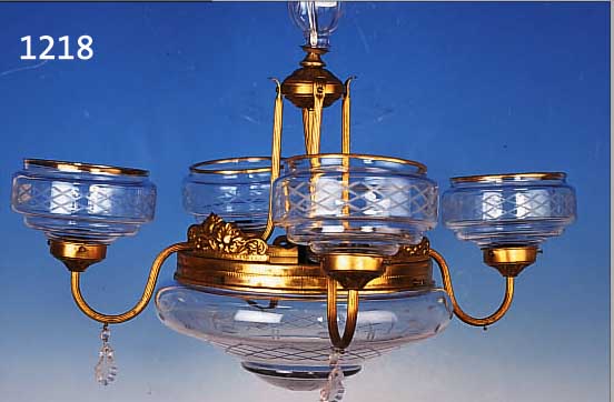 DECKENLAMPE, WOHL SPANIEN, UM 1910, MESSING UND GLASEINSäTZE, ELEKTR. NICHT GEPRüFT, DEKORATIV, MIN. ALTERSSCHäDEN H. 61 CM, ...