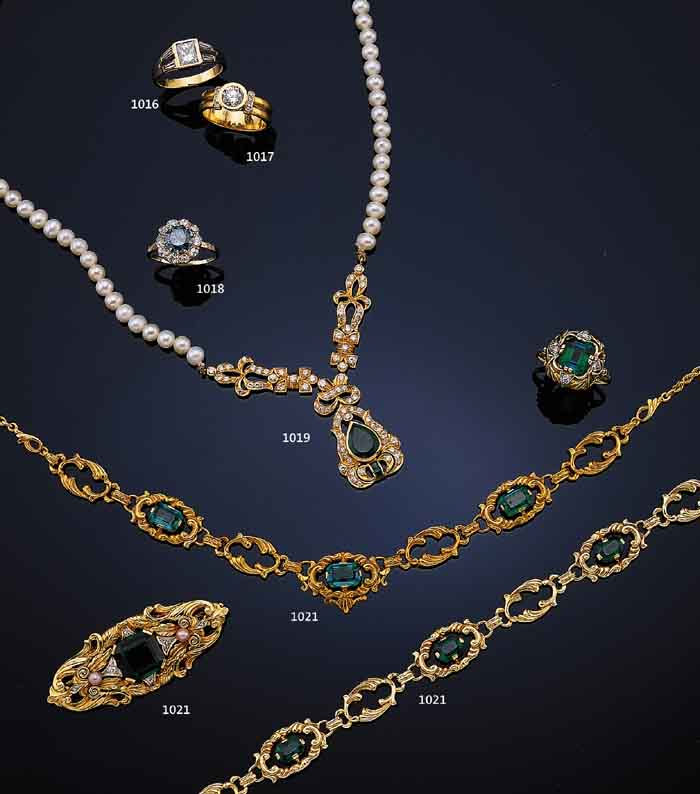 SET: COLLIER, ARMBAND, RING UND BROSCHE MIT TURMALINEN, PERLEN UND DIAMANTEN, DEUTSCH 30ER JAHRE, GG 585/000, MEISTERMARKE RMU - WOHL ...