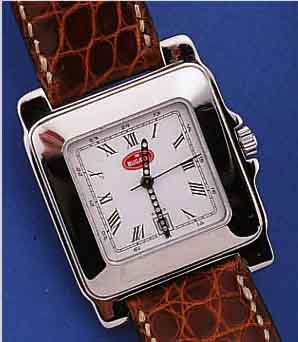 BUGATTI DESIGNERHERRENARMBANDUHR GLEICHNAMIGERAUTOFIRMA, METALL RHOD., EDELST.-BODEN 4- FACH VERSCHR., SAPHIRFLACHGL., EMAILFARB. ...