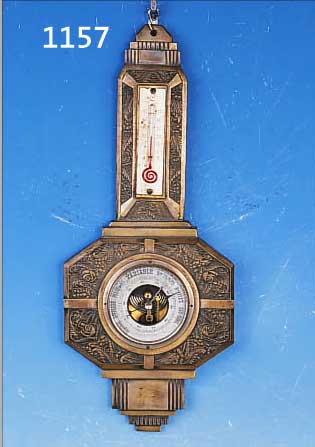 BAROMETER M. THERMOMETER, FRANKREICH, UM 1925, VERZIERTES BRONZEGUßGEHäUSE IM REINEN ART-DEKO-STIL MIT FLORALER ORNAMENTIK, INTAKT,H. 49 CM.