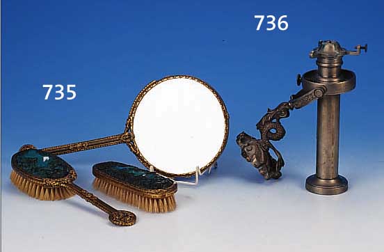 WANDKERZENLEUCHTER FüR SCHIFF, DEUTSCH, UM 1900, , WEIßBRONZE, MONTUR IN FORM EINES FISCHES, KARDANISCHE AUFHäNGUNG, H. CA. ...