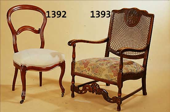 DREI SALONSTüHLE, DEUTSCH, UM 1900, MAHAGONI MASSIV, POLSTERUNG UND BEZUG ERNEUERT, RESTAURIERT, H. CA. 89 CM, SITZ- H. CA. 48 CM