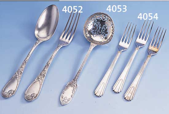 5 GABELN VON CARTIER, 925ER SILBER, TEILVER- GOLDET, ART-DECO-MOTIV, GEFERTIGT FüR USA, CA. 205 G