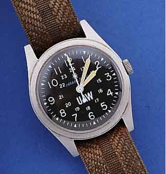 HAMILTON MILITäRARMBANDUHR, SCHWEIZ/USA, REF.-NR. 921980, UM 1980, EDELST. MATT., BODENGESCHR., KONTRASTZIFFERBL., 17 ST., HANDAUF- ZUGKAL. ...