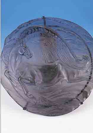 ERNST FUCHS, ROSENTHAL JAHRESTELLER, IN GLAS, 1980, LIM. AUFLAGE, SIGN. UND NUM. 479/3000,IN ORIG. HOLZKASTEN, MIT ZERTIFIKAT, D. CA. 39.5 CM