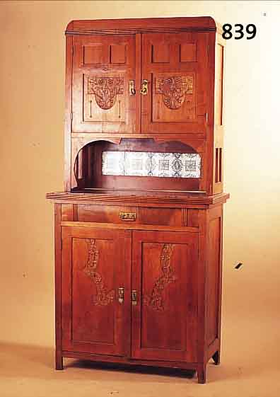 AUFSATZBUFFET, ÖSTERREICH, UM 1905/08, MIT WEINLAUBFLACHSCHNITZEREIEN, MARMORPLATTE UND EINGELEGTEN FLIESEN IM MITTELTEIL, CA.195 X 93 ...