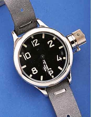 TAUCHERUHR, RUßLAND UM 1980, EDELST. POL., KAUTSCHUK/TEXTILBAND, MINERALFLACHGL., EINGE- BAUTES TASCHENUHRWERK, LüNETTE U. KRONESCHUTZ GESCHR. ...