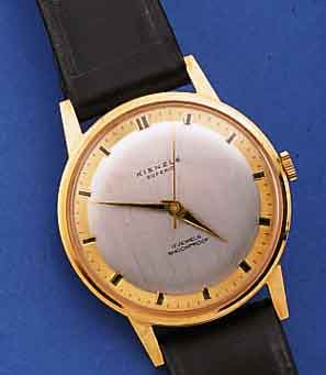 KIENZLE HERRENARMBANDUHR SUPERIA, DEUTSCH- LAND UM 1962, UNGETR. LAGERW., METALL HART- VERG., EDELST.-BODEN GESCHR., 17 ST., HANDAUF-ZUGKAL. ...