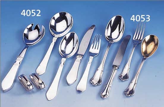 39-TEILIGES BESTECK, GEORG JENSEN, 925ER SILBER, DäNEMARK, MODELL CONTINENTAL, MODELL VON 1906, HAMMERSCHLAGVERZIERUNG, BEST.AUS: 8 ...
