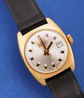 ARSA-MATIC DAMENARMBANDUHR AUTOMATIK, SCHWEIZ/DEUTSCHLAND UM 1970, GG 750/000, BODEN GESCHR., ZENTRALSEK., DATUM, WERK VERG.,21 ST., ...