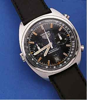 HEUER ARMBANDCHRONOGRAPH CARRERA AUTOMATIK, SCHWEIZ UM 1970, EDELST., BODEN GESCHR., ZUR BESSEREN STOPPBED. KRONE AUßEN 9, 30-MIN.- U. ...