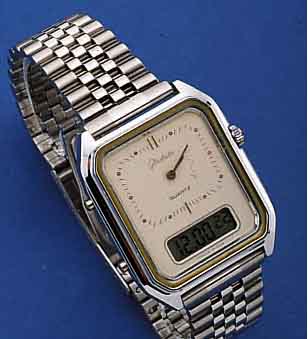 GLASHÜTTE HERRENARMBANDUHR, DEUTSCHLAND UM 1985, QUARTZGEST. DIGITAL- U. ANALOGANZ., METALLGEH. HARTVERCHR., EDELST.-BAND, EDEL- ST.-BODEN ...