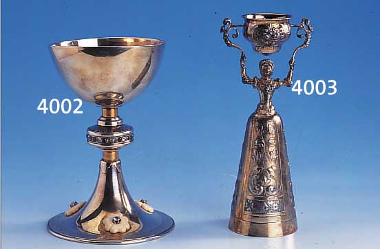 SOGN. HOCHZEITSBECHER, HANAU UM 1890, 800ER SILBER, TEILVERGOLDET, TREIBARBEIT, PUNZIERT UND NACHGESTOCHEN, ZEITTYP., MEISTERMARKE ...