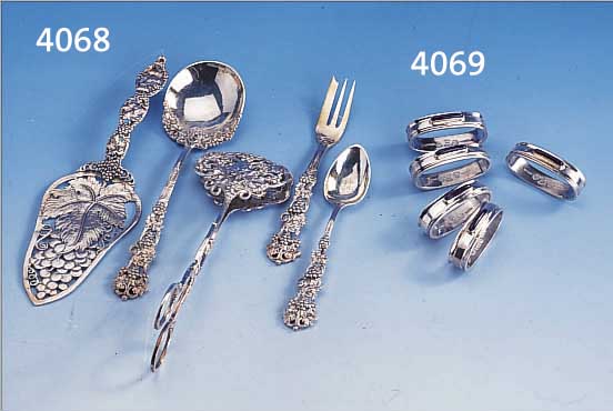 KAFFEEBESTECK, 800ER SILBER, 50ER JAHRE, WEINLAUB- UND WEINTRAUBENDEKOR, VERTREIBER FENYVES BAD KISSINGEN, BEST. AUS: 12 ...