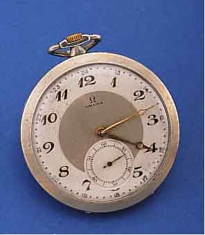 KONVOLUT: 2 OMEGA HERRENTASCHENUHREN, BEIDE OFFEN, NICKEL, 1X 2-FARB. VERS. BLATT, 15 ST.,KAL. 35,5L-T1, UM 1932, D. CA. 47 MM, EZW 3, EZG 2, 1X ...