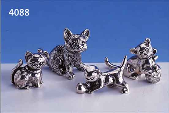 TISCHDEKORATION: 4 KATZENSKULPTUREN, 925ER SILBER, MASSIV, VERSCH. FORMEN UND GRößEN, TOTAL CA. 187 G, H BIS CA. 4 CM