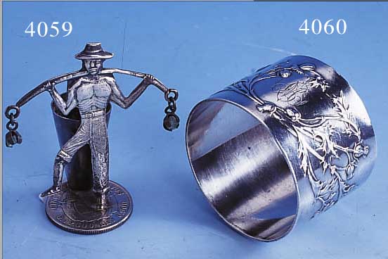 SERVIETTENRING, FRANKREICH UM 1900, REINER JUGENDSTIL, 950ER SILBER, MEISTERMARKE BOULENGER, ERHABENER DISTELDEKOR, FEIN NACH- GESTOCHEN, ...